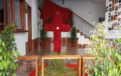 Las Cruces de Mayo visten de colorido nuestros patios y calles