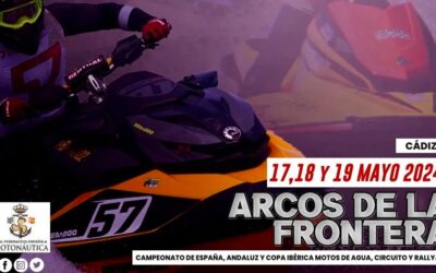 El espectáculo de las motos de agua vuelve este fin de semana al lago de Arcos