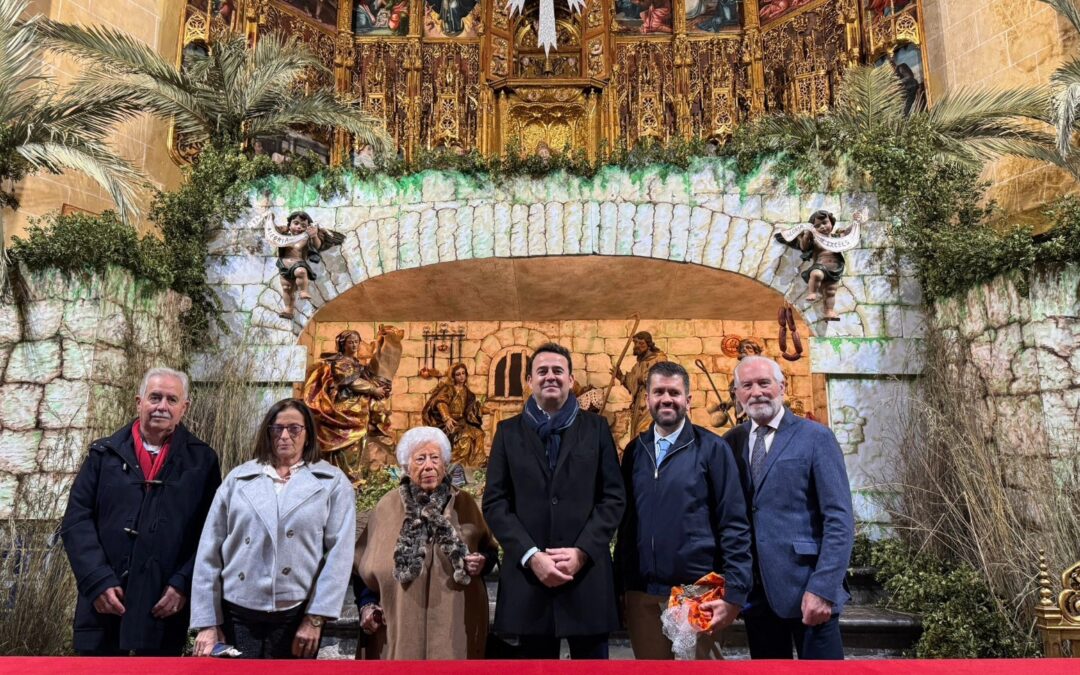 La Iglesia de San Pedro acoge el pregón de la Navidad de la Asociación de Belenistas ‘La Adoración’